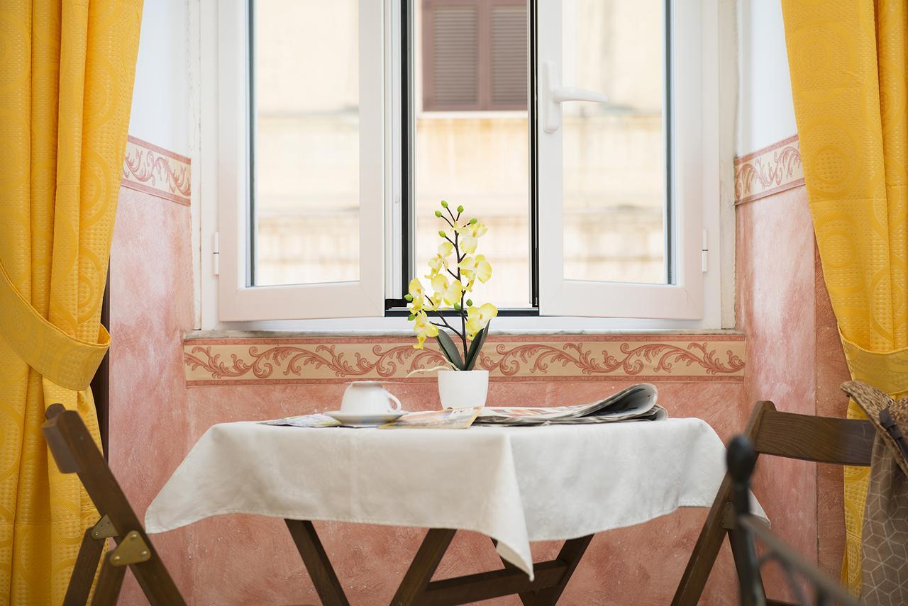 Obelus Bed & Breakfast Rome Bagian luar foto