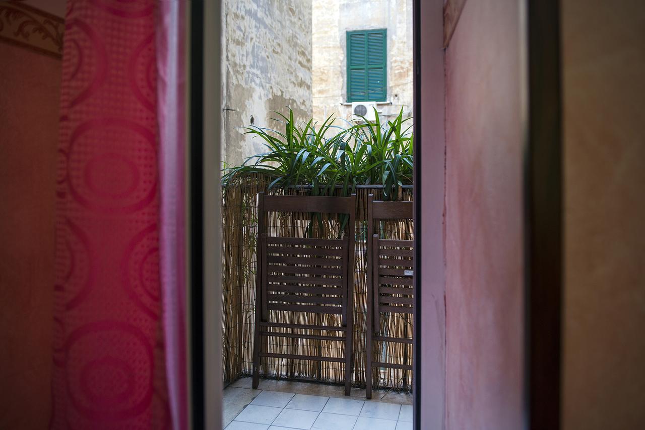 Obelus Bed & Breakfast Rome Bagian luar foto