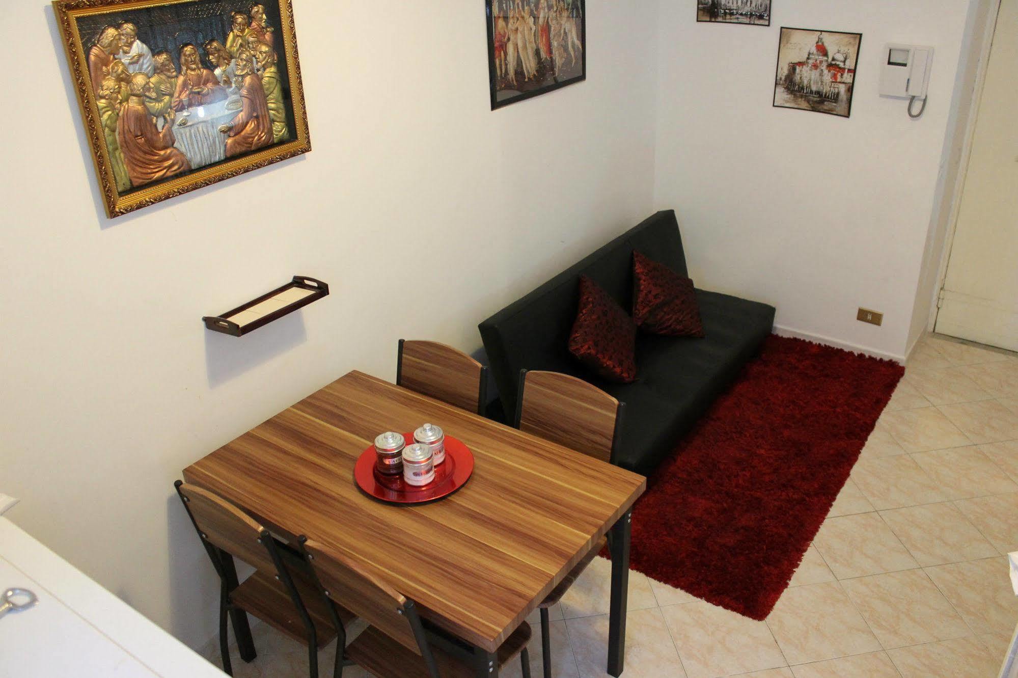 Obelus Bed & Breakfast Rome Bagian luar foto