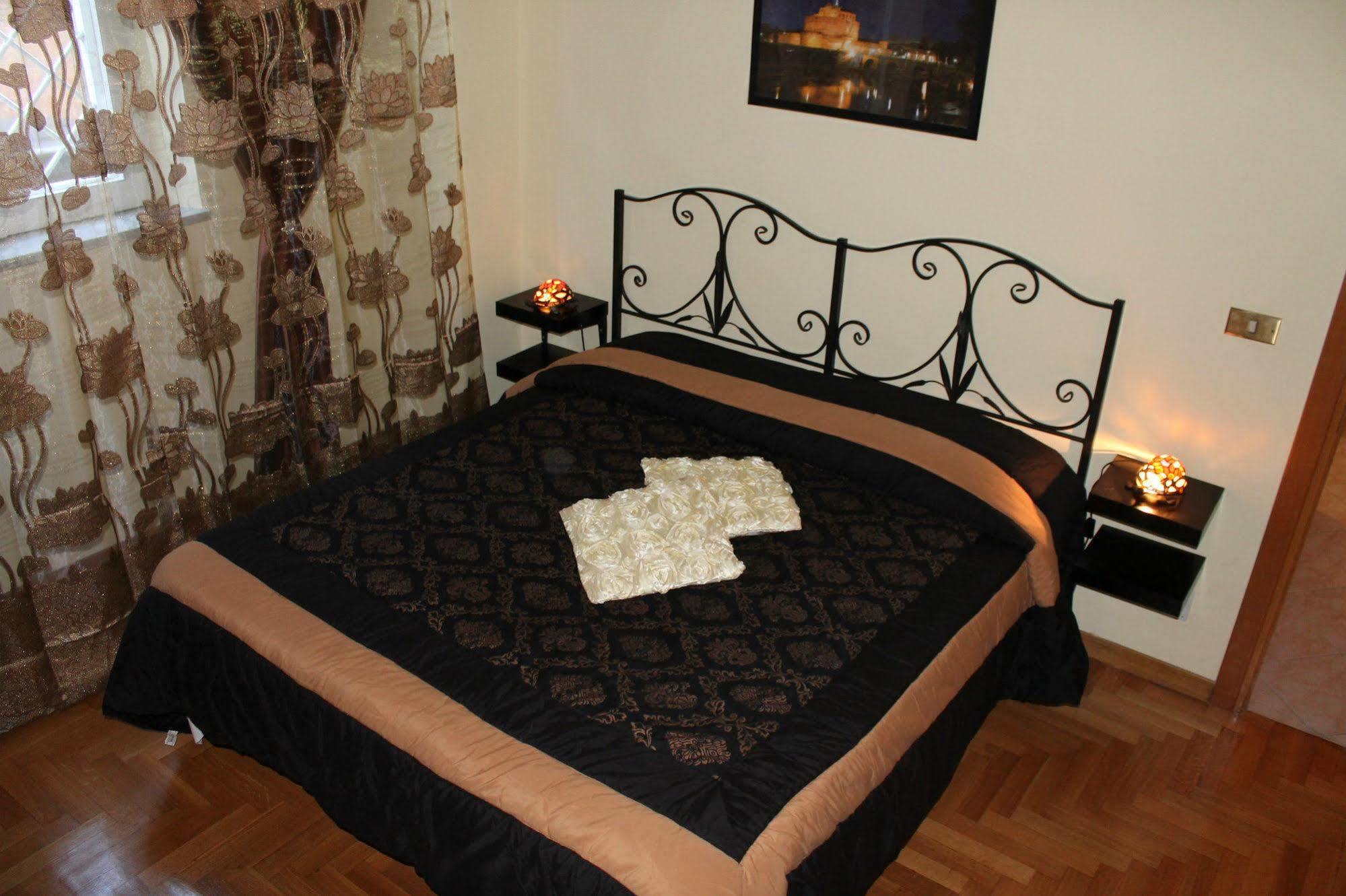 Obelus Bed & Breakfast Rome Bagian luar foto