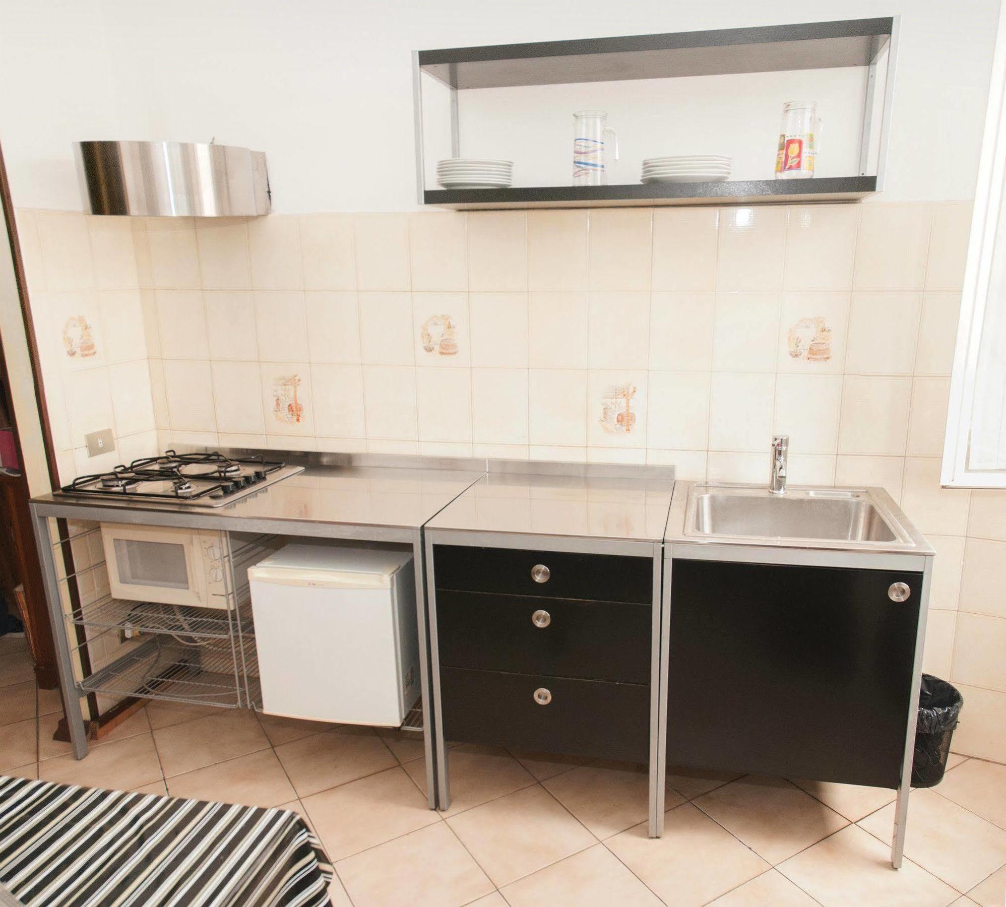 Obelus Bed & Breakfast Rome Bagian luar foto