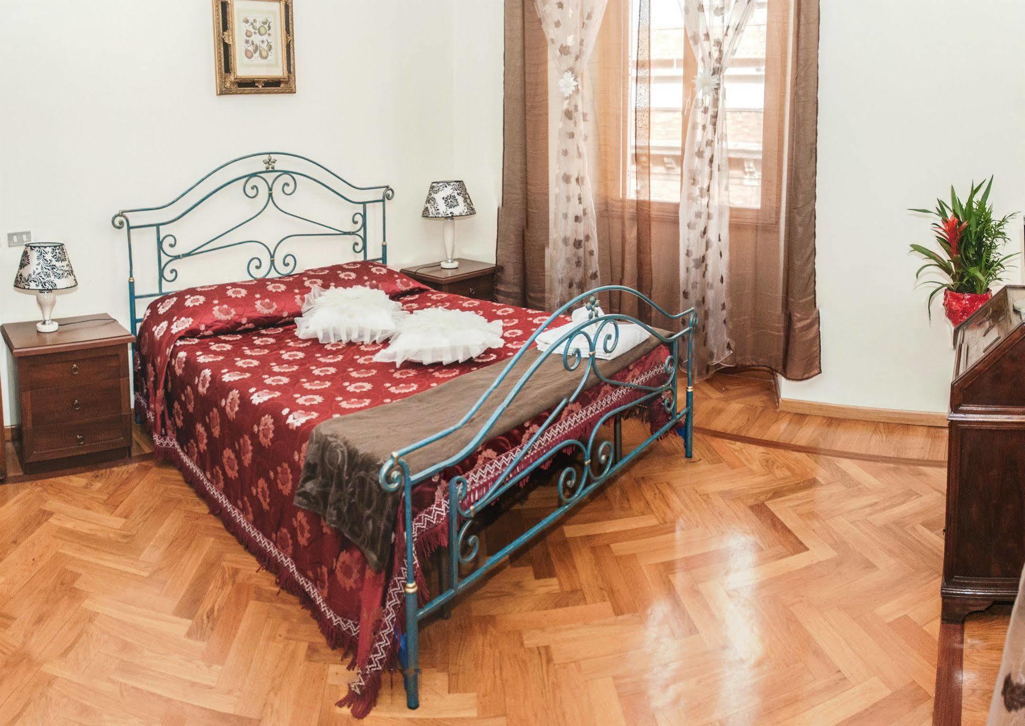 Obelus Bed & Breakfast Rome Bagian luar foto